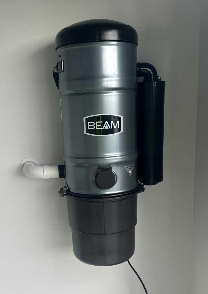 Beam on wall 2 - cropped